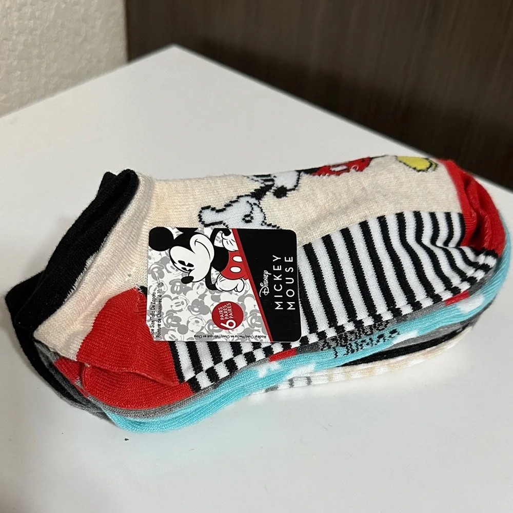 Disney‎ Mickey Mouse Red and Black Socks Set